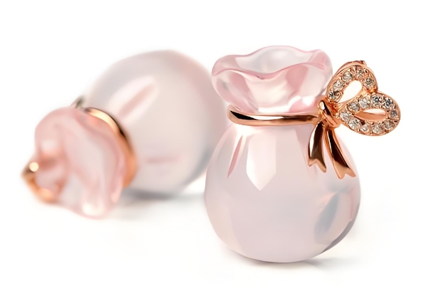 梦到手机和车子被偷了_手机车失窃梦图片