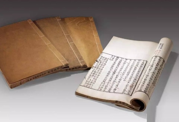 男人梦见倾盆大雨预示着什么_梦境解读图片